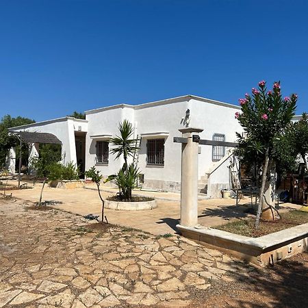 Villa Sol Invictus Est à Serranova Extérieur photo